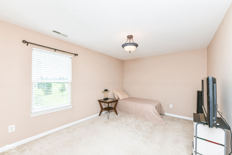 Listing Image 50