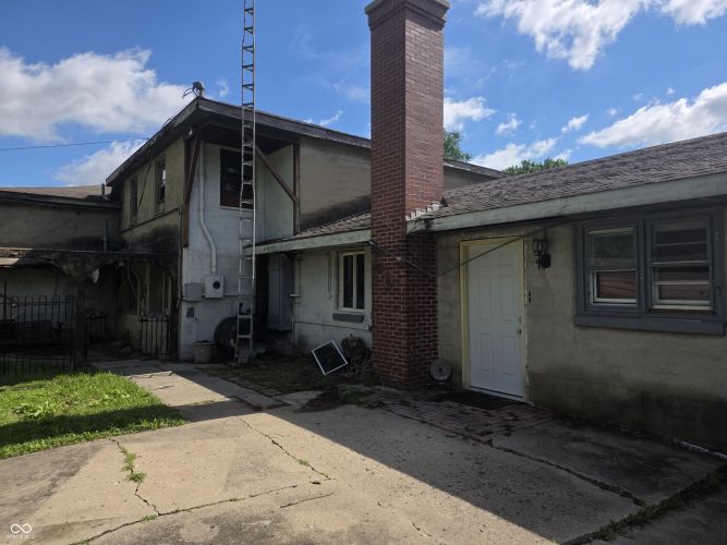 Listing Image 21