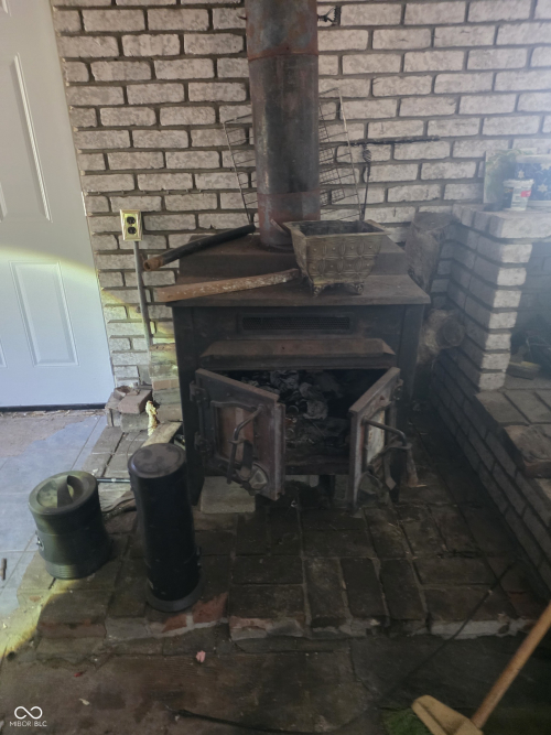 Listing Image 4