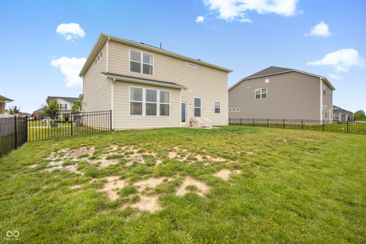 Listing Image 52