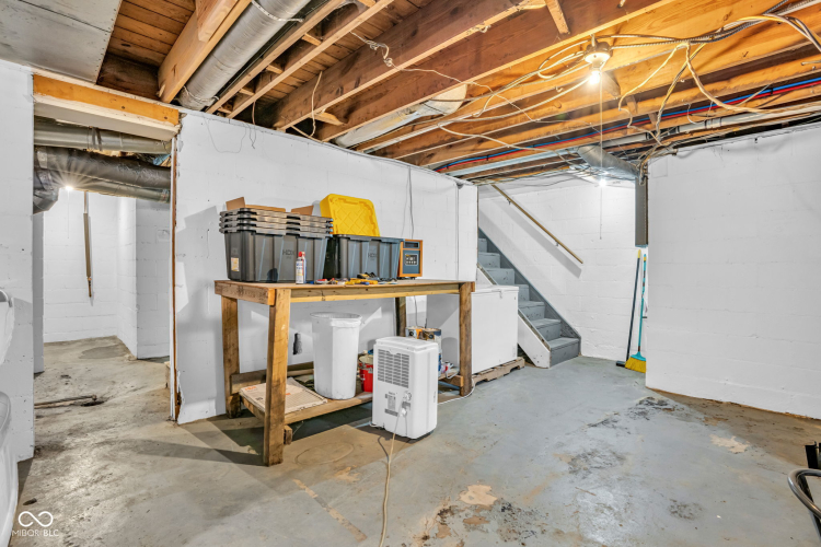 Listing Image 28