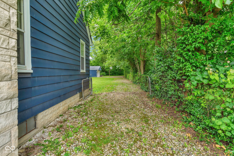Listing Image 33