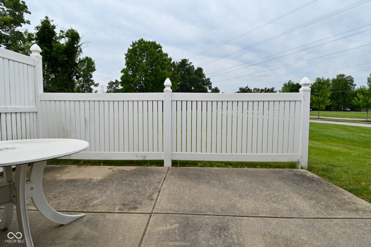 Listing Image 40