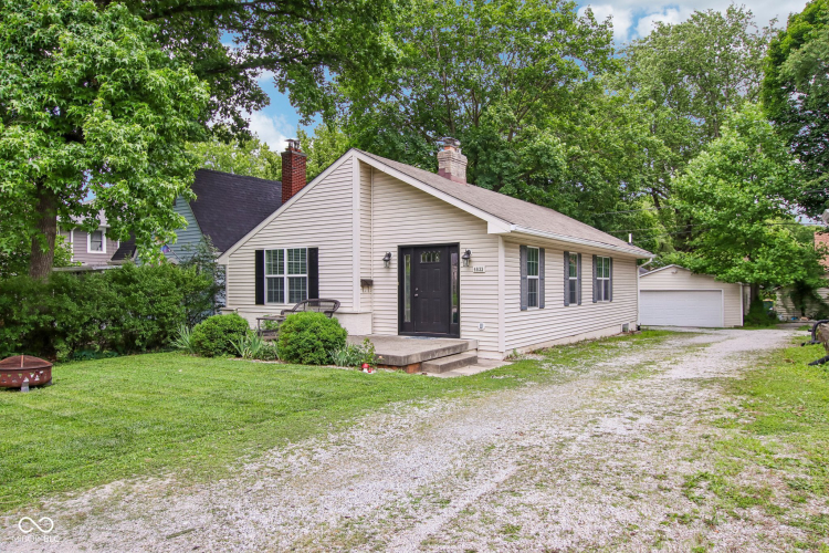 Listing Image 24