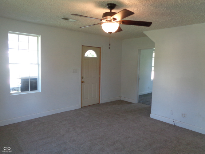 Listing Image 28