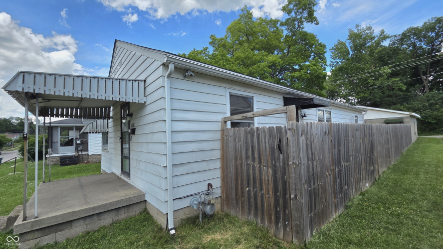 Listing Image 2