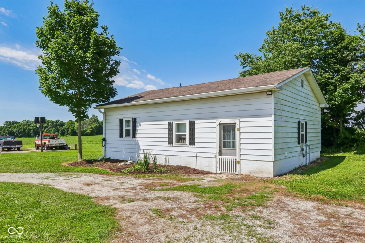 Listing Image 20