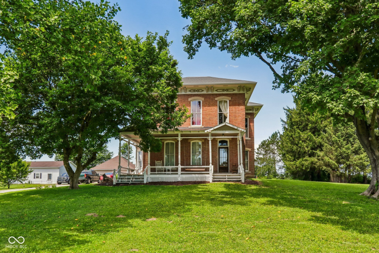 Listing Image 6