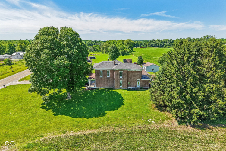 Listing Image 84