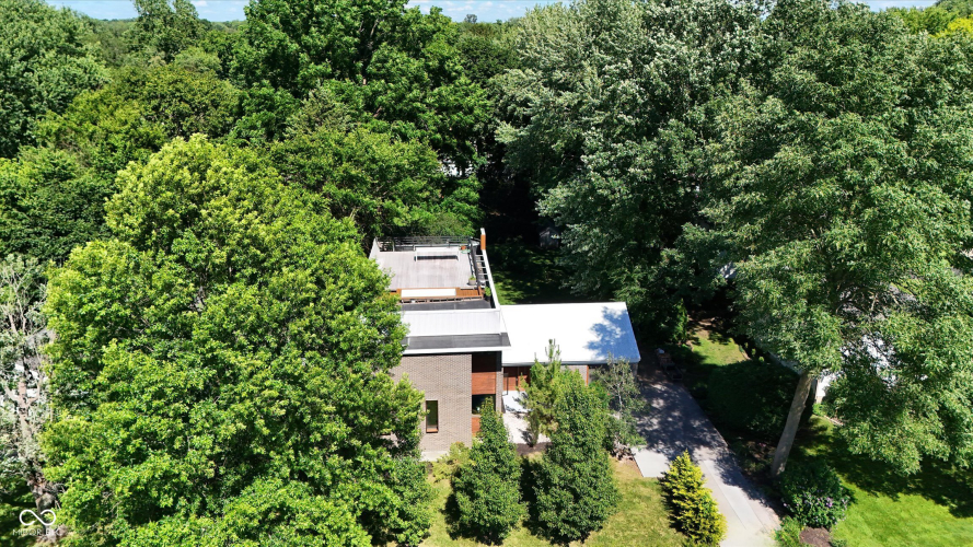Listing Image 52