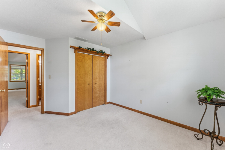Listing Image 28