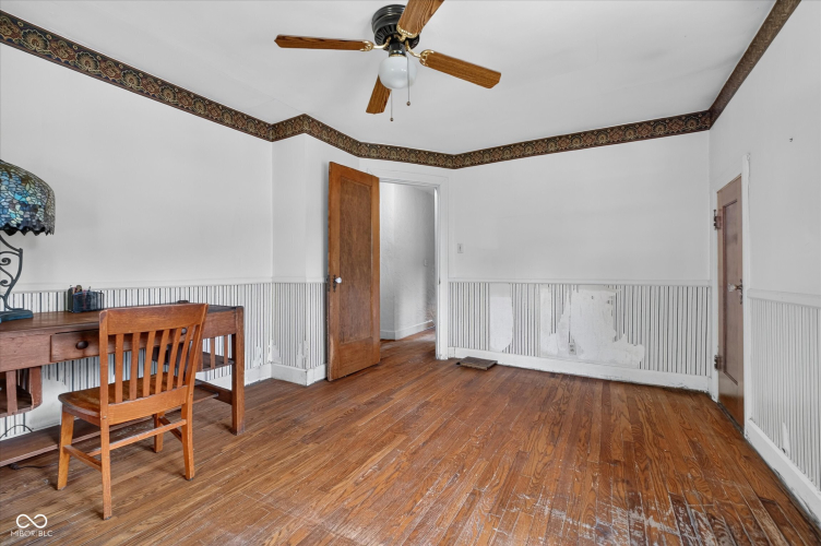 Listing Image 23