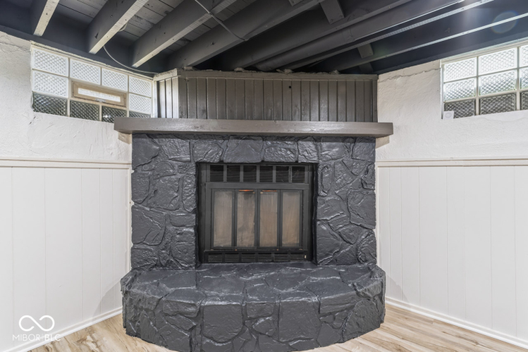 Listing Image 26