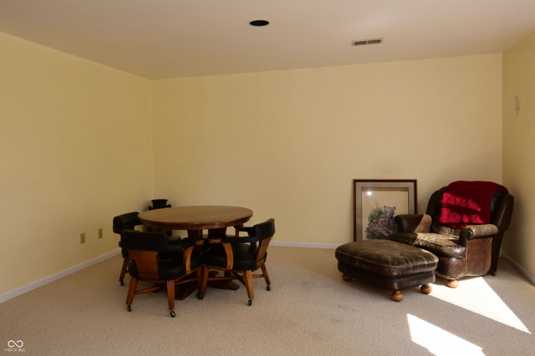 Listing Image 26
