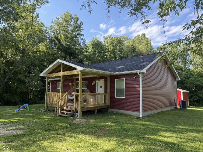 Listing Image 4