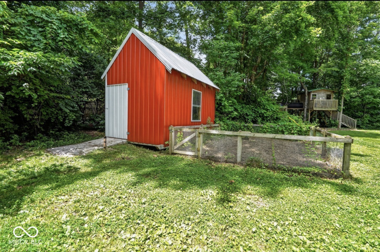 Listing Image 38