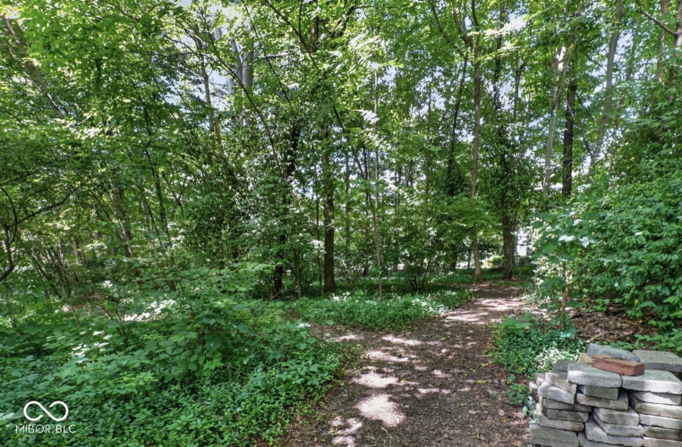 Listing Image 41
