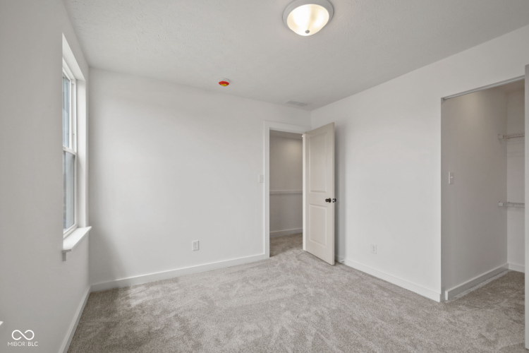 Listing Image 26