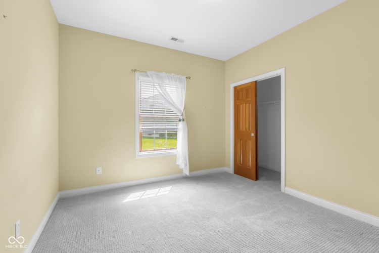 Listing Image 28