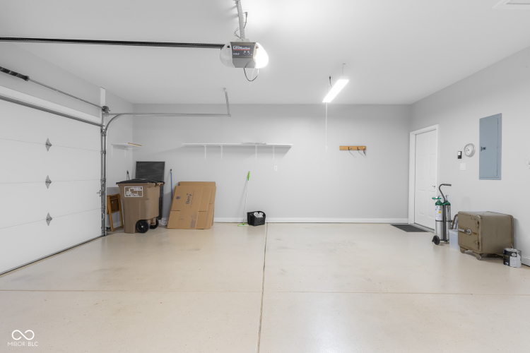 Listing Image 41