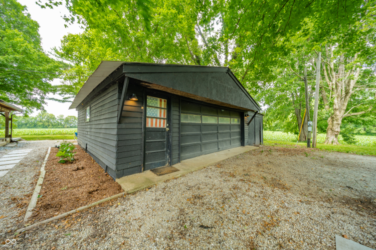 Listing Image 27