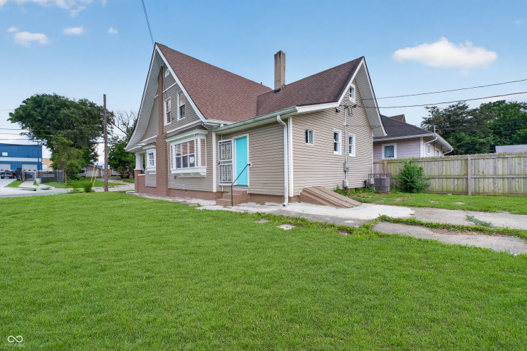 Listing Image 38
