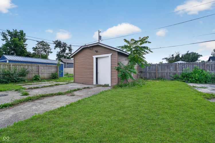 Listing Image 40
