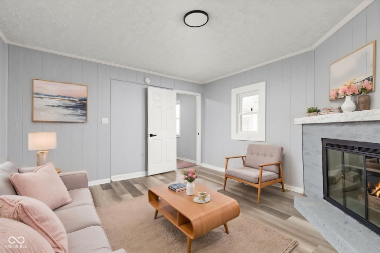 Listing Image 19