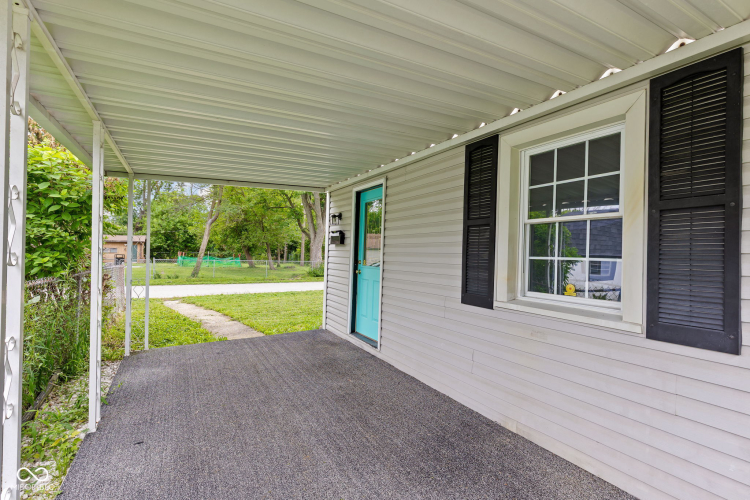 Listing Image 5