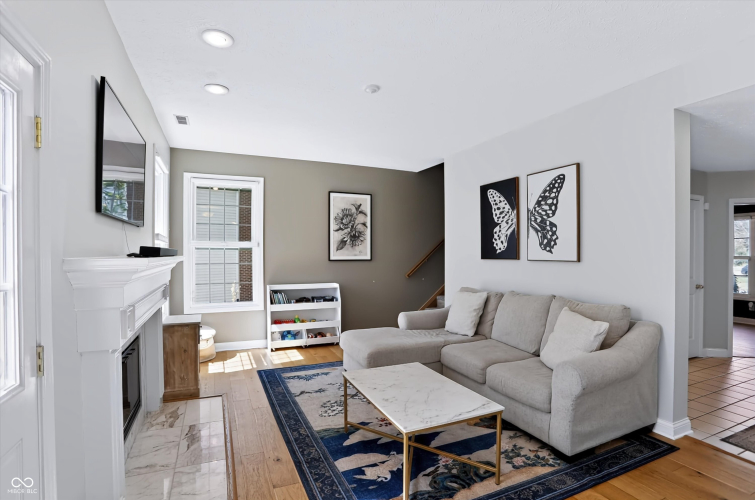 Listing Image 15