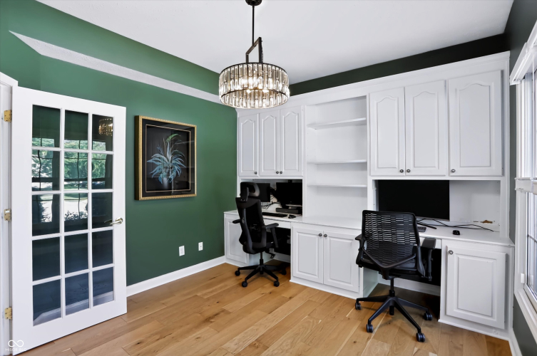 Listing Image 7