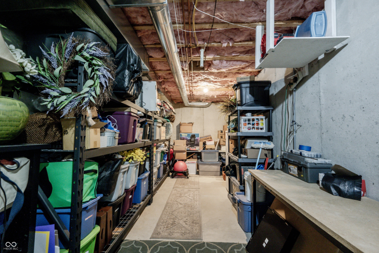 Listing Image 52
