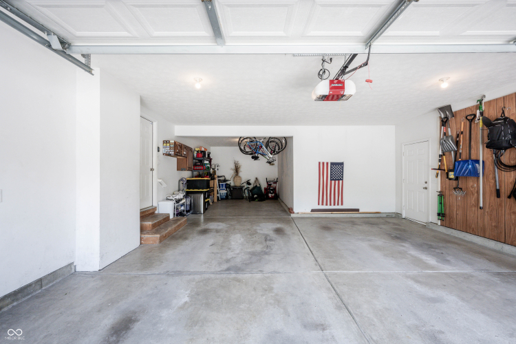 Listing Image 53
