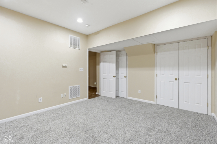 Listing Image 52