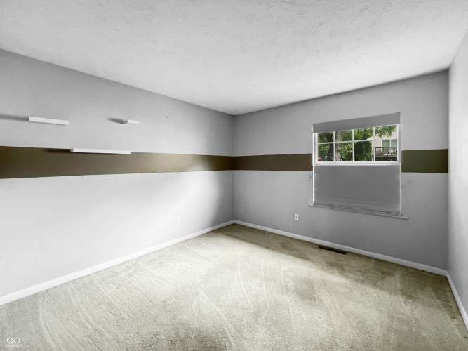 Listing Image 24