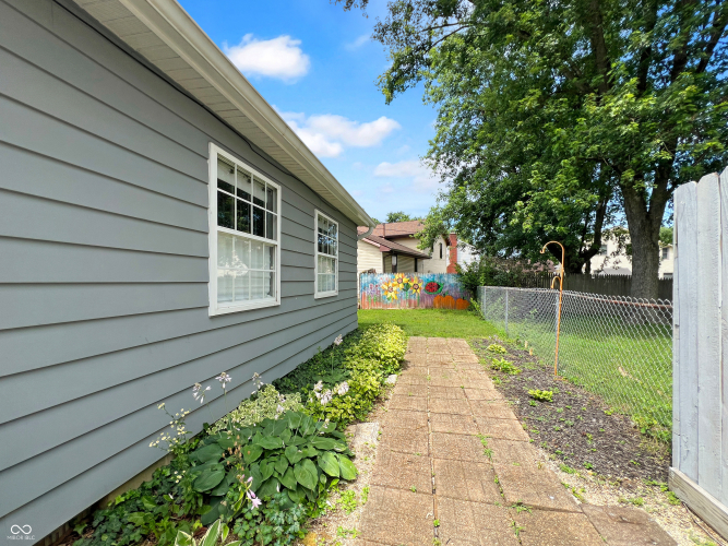 Listing Image 29