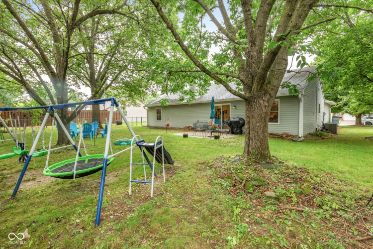 Listing Image 37