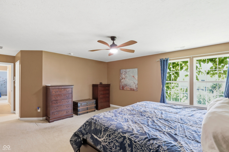 Listing Image 53