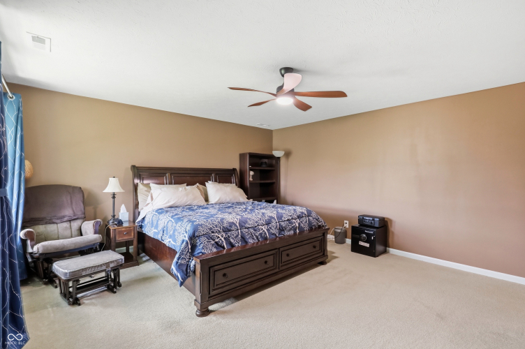 Listing Image 55