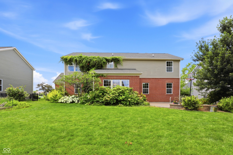 Listing Image 80