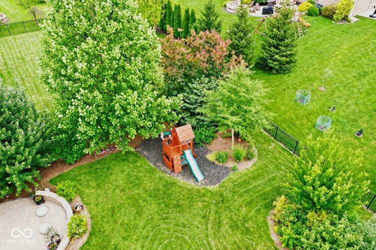 Listing Image 83