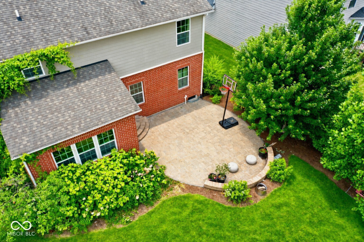 Listing Image 84