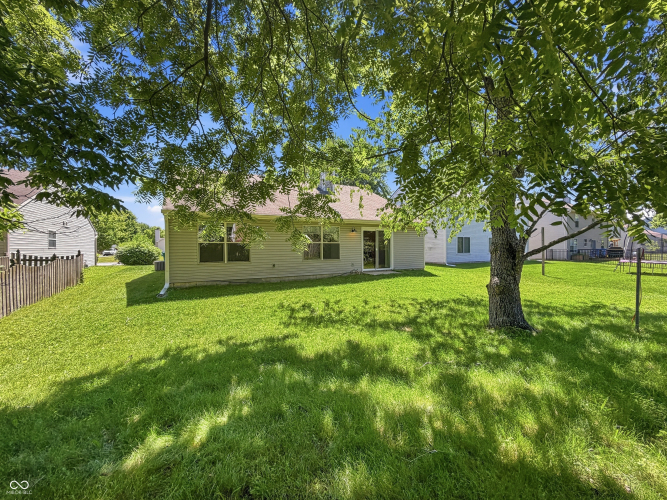 Listing Image 17