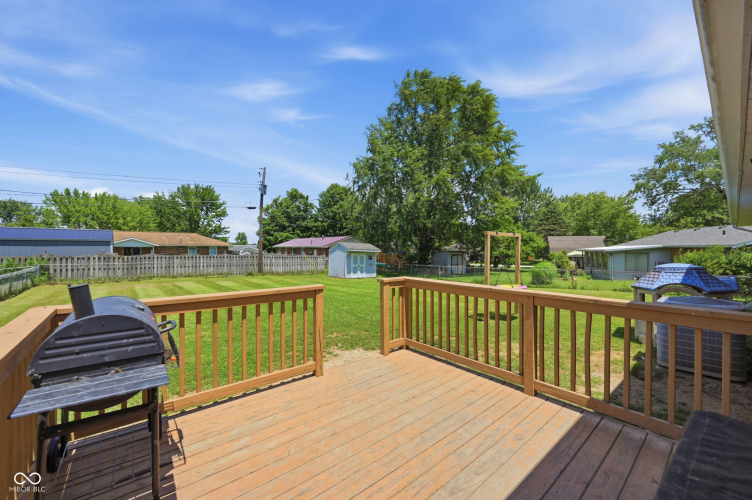 Listing Image 16