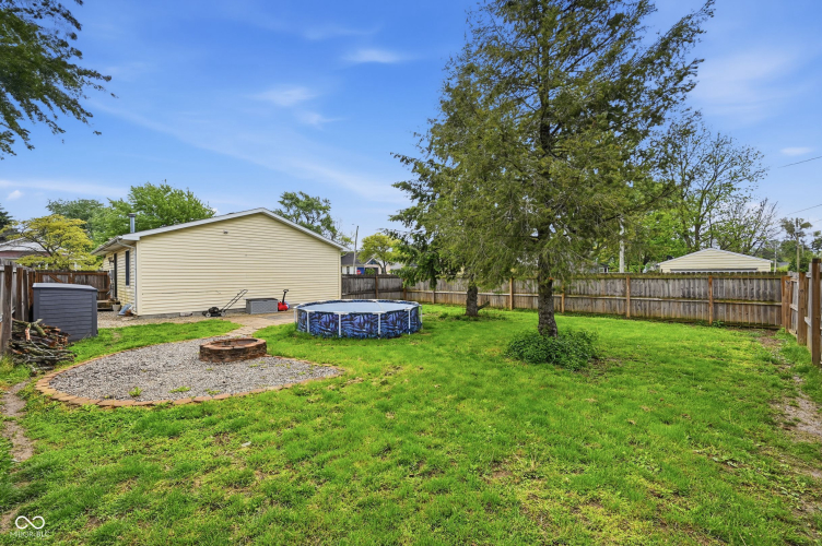 Listing Image 18