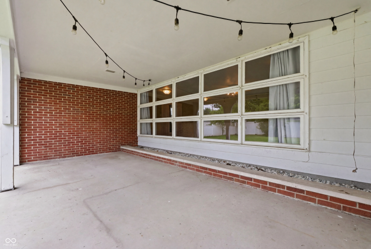 Listing Image 27
