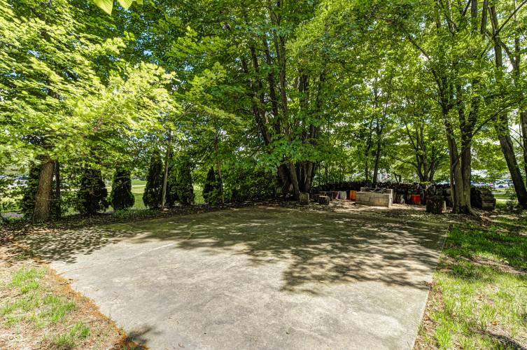 Listing Image 53