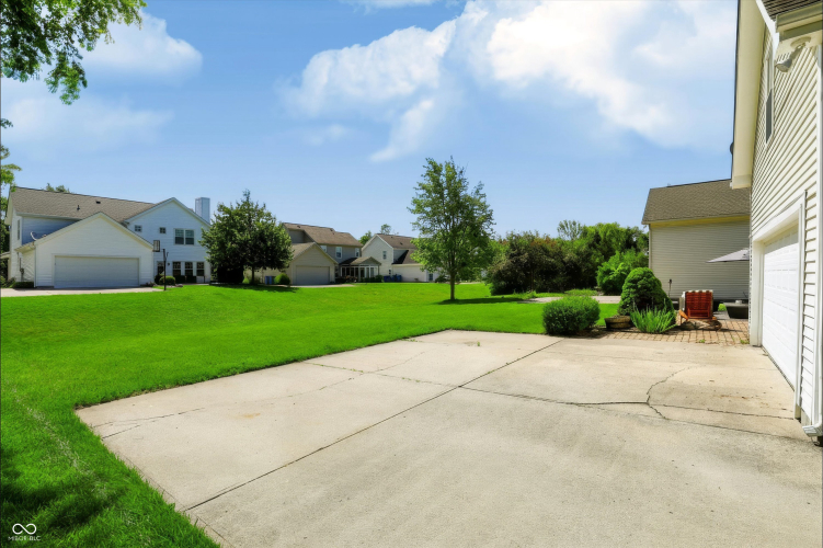 Listing Image 33