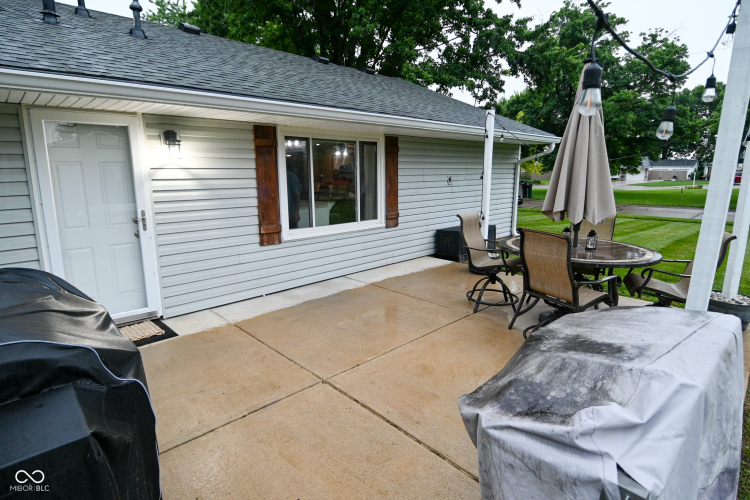 Listing Image 42