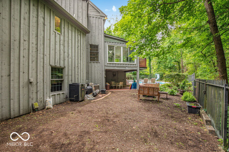 Listing Image 92